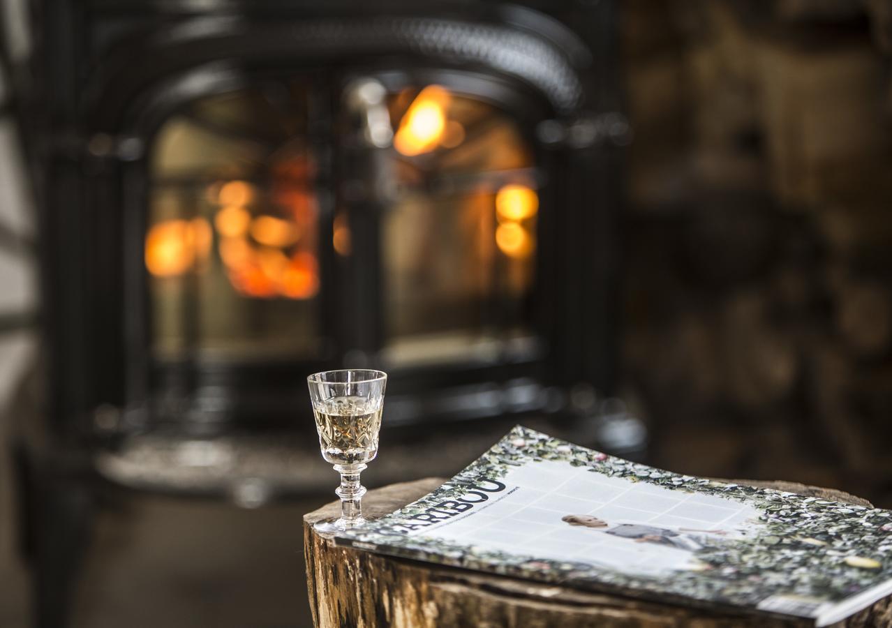 Larguer Les Samares Dans Une Cabane A Sucre * Quebec City